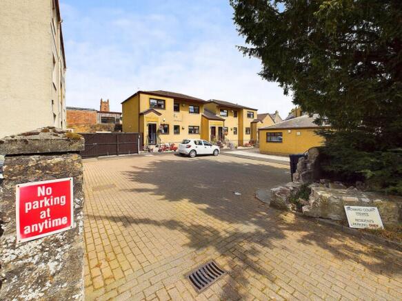 Courtyard parking