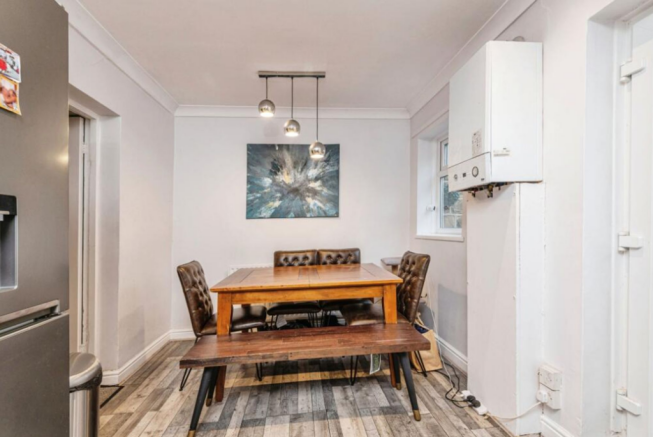 2 bed Semi-Detached for sale Image 8