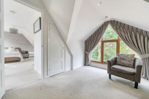 Beverley Dell, Scant Road West, Hambrook, Chichester PO18 8UA