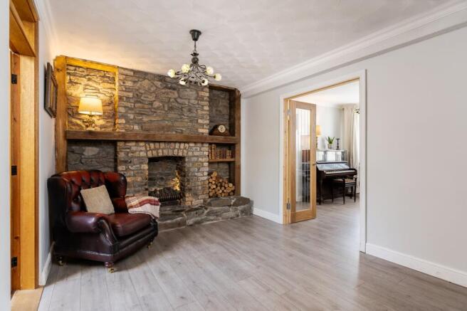 Gelliwion Road, Maesycoed, Pontypridd photo 4