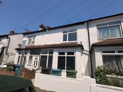 Harwoods Road, Watford