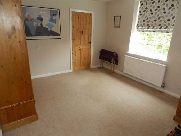DRESSING ROOM