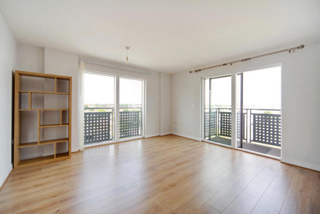 Renaissance Court 07