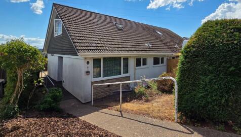 Larkfield Close, Caerleon, NP18