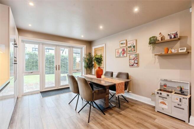 3 bed Detached for sale Image 8