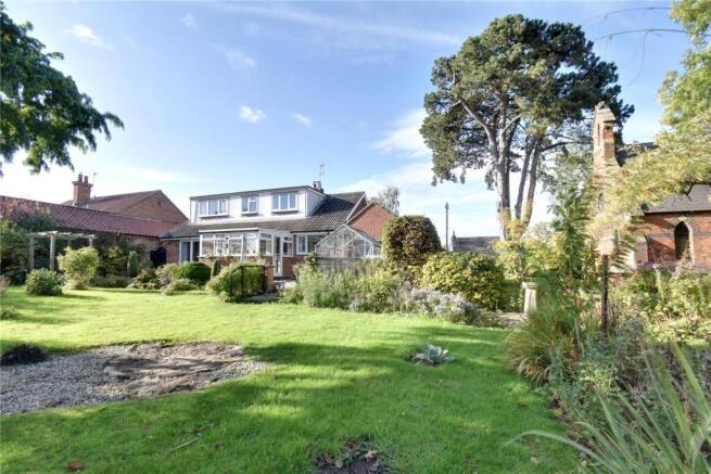 3 bed Bungalow for sale Image 9