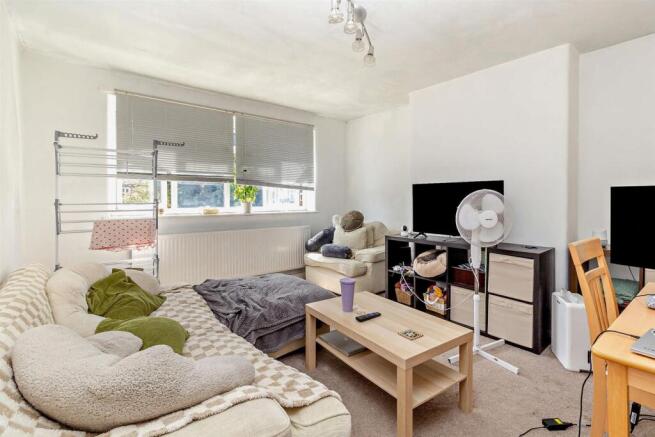 8696470-interior01-800.jpg