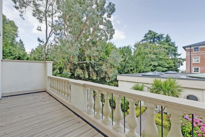 06-949dCT_MCS_Flat 25 Cartwright Court_016.jpg