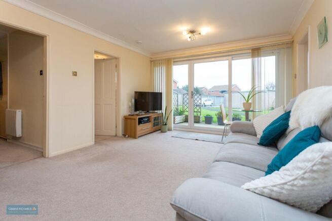 Sitting/Dining Room