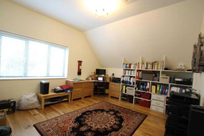 Study / bedroom 3