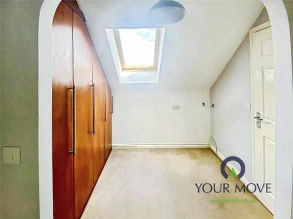 4 bed Terraced for sale Image 9