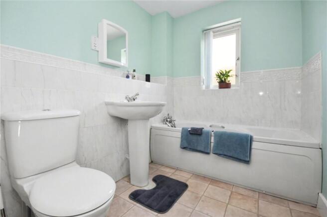 4 bed Town House for sale Image 12