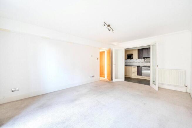 Lounge/Kitchen