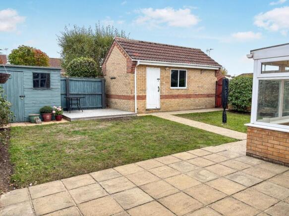 tlc_b0ae2585-6790-44b3-bd96-6985d00f5183_7be8518.j