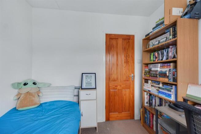 Bedroom 3_2.jpeg