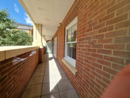 Hurley Court, High Road, North Finchley, Barnet, London
