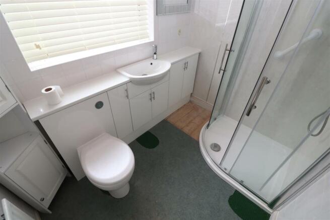 Shower Room / WC