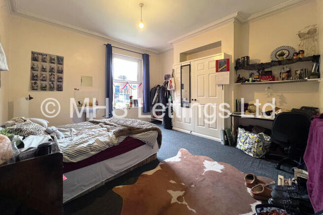 7 bed Terraced to rent Image 12