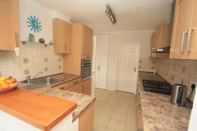 kitchen b.JPG