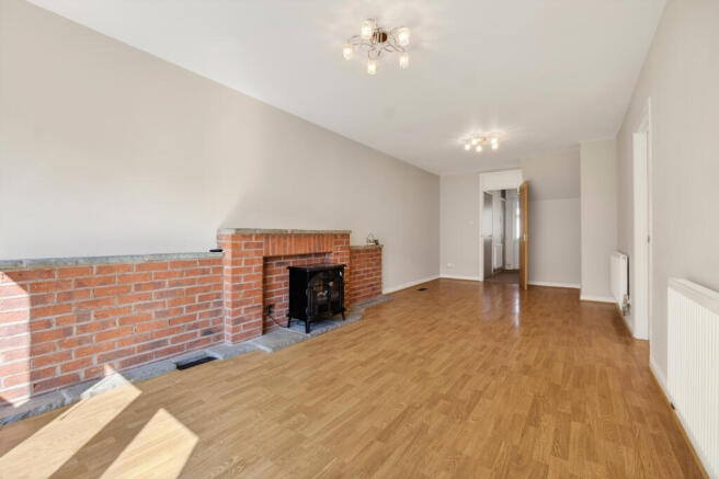 Living Room (2)