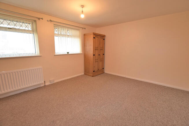 2 bed Semi-Detached for sale Image 7