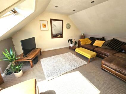 58 Outwood Road, Cheadle, SK8