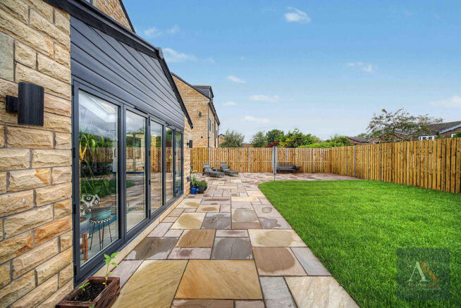 Plot 5, The Hollingworth, Chestnut Way, Littleborough, OL15 8RW photo 4
