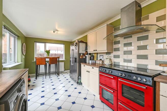 Kitchen/Breakfast Room