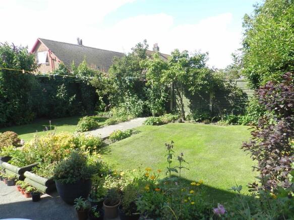 GARDENS ALTERNATIVE 