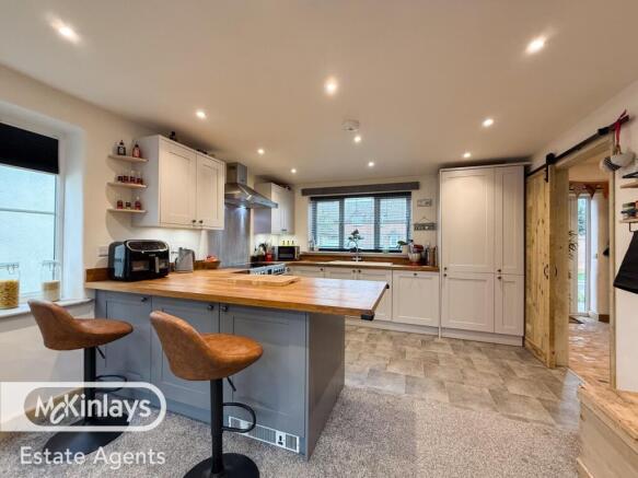 A Stunning Three-Bedroom Detached Home in the Sou