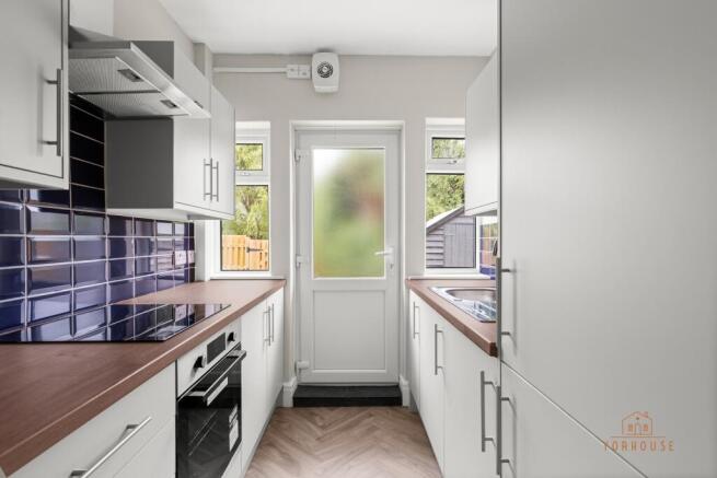 72 beech avenue 036-1543