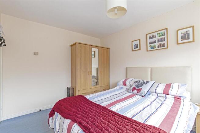 Bedroom 2-2.jpg