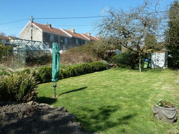 Photo 10