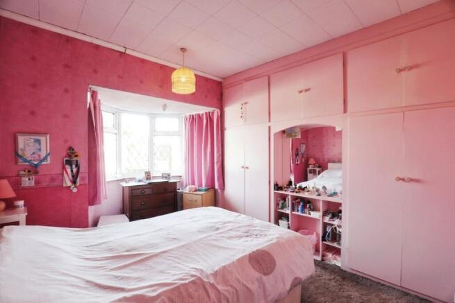 3 bed Semi-Detached for sale Image 12