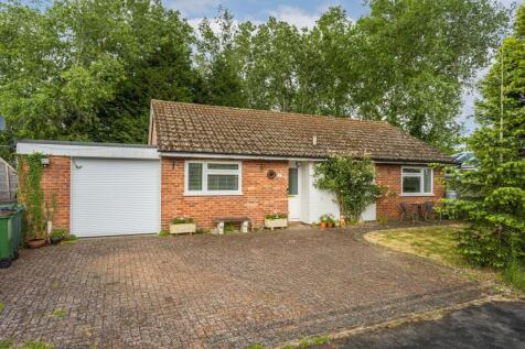 Yew Tree Road, Charlwood, RH6