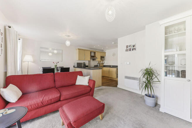 1 bed Apartment for sale Image 8