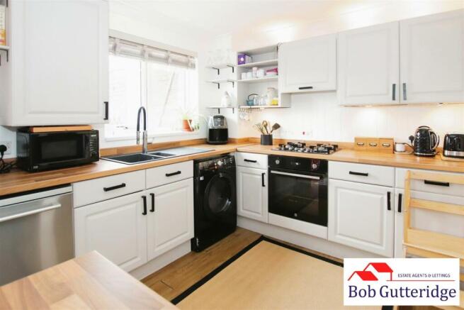 FITTED KITCHEN / DINING ROOM