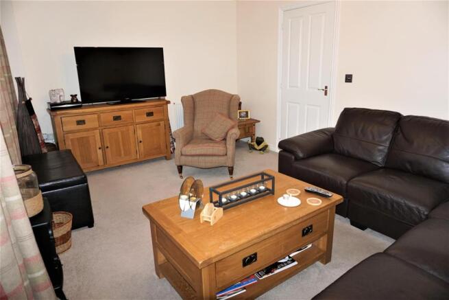Lounge (also can be used as a bedroom)