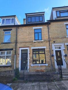 Retford Place, Bradford BD7 1RL