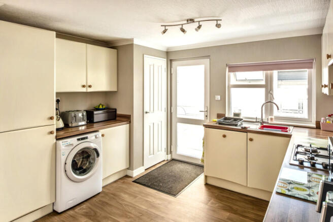 Bordon, Hampshire, GU35 photo 4
