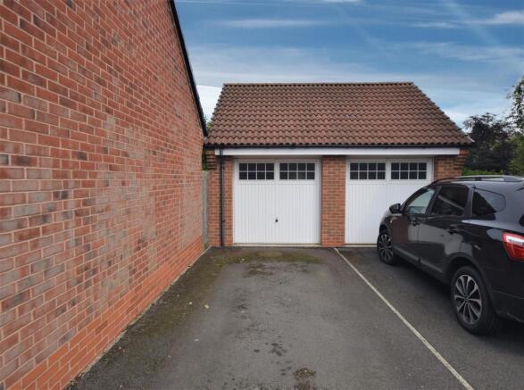 Detached Single Garage