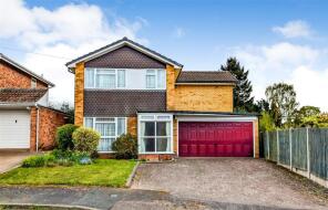 16, Hazelgrove, Alveley WV15 6JW