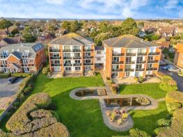 Flat 9, 390 St Catherines Court, Sea Front, Hayling Island PO11 0BB