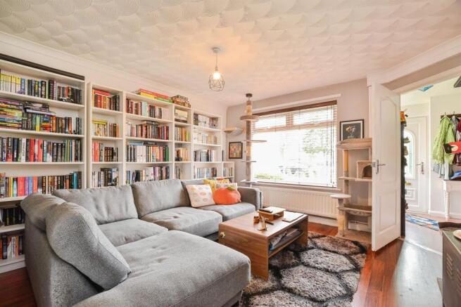 2 bed Semi-Detached for sale Image 6