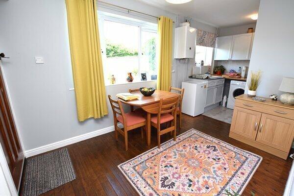 dining/kitchen