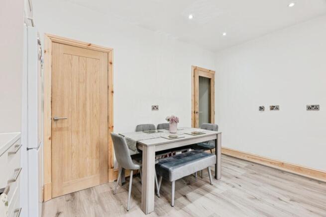 2 bed Terraced for sale Image 9
