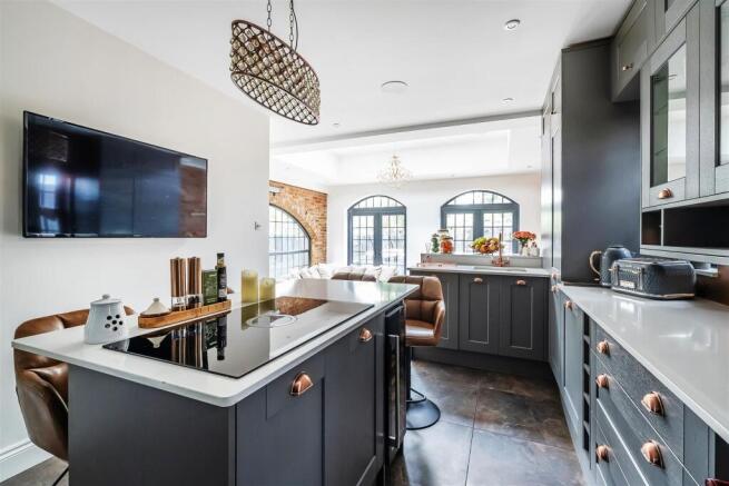 19a-Hill-Road-15.jpg