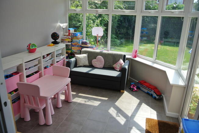 Photo 11