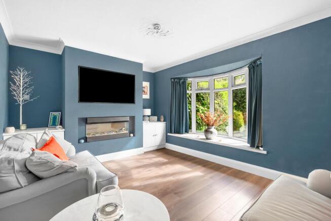 4 bed Semi-Detached for sale Image 5