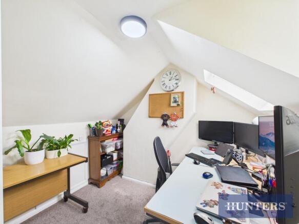 2 bed Semi-Detached Bungalow for sale Image 11